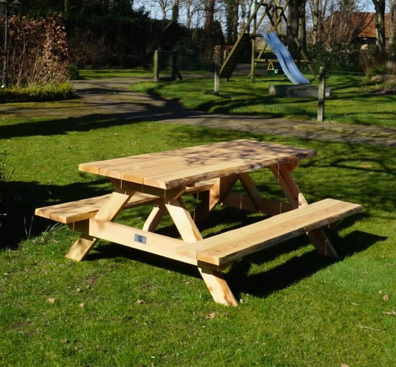 picknicktafel1-e1648832935706
